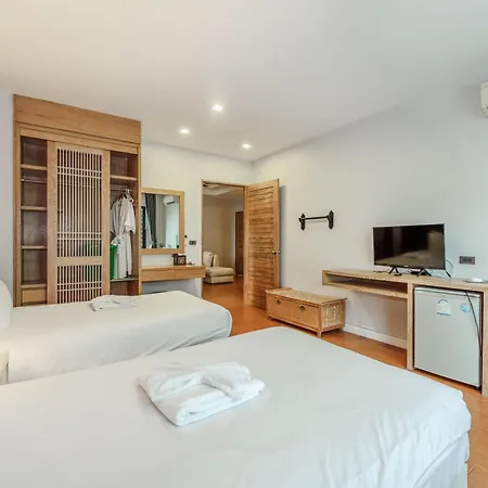 Coco Retreat Phuket Resort y Spa Chalong Exterior foto