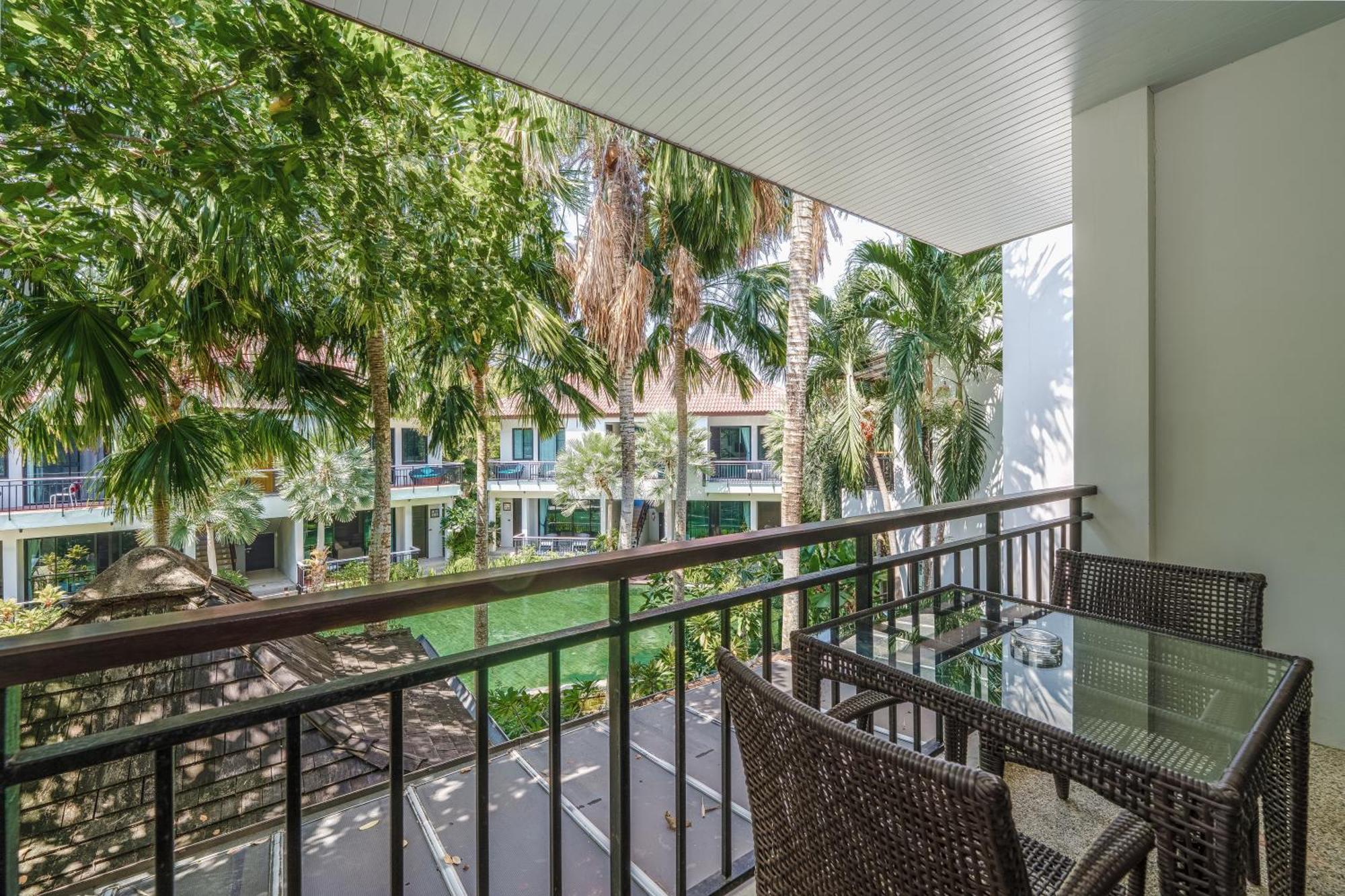 Coco Retreat Phuket And - Sha Resor 4*