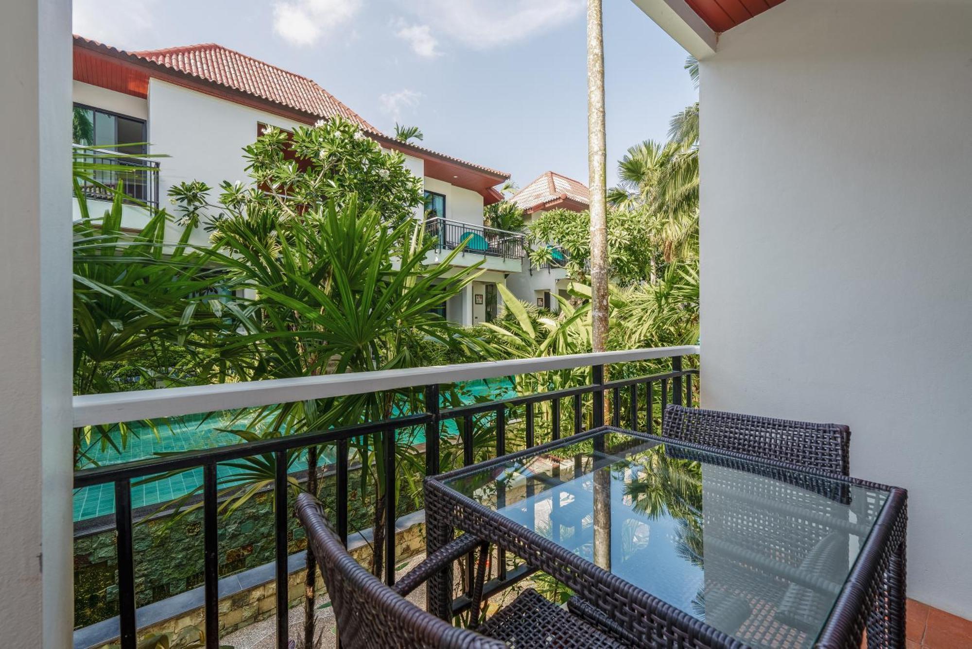 Resor Coco Retreat Phuket And - Sha Chalong